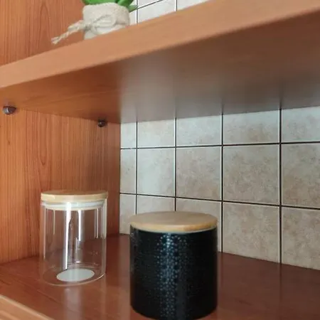 Апартаменти Bird View Carlissima