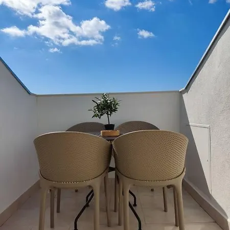 Bird View Carlissima Apartman *