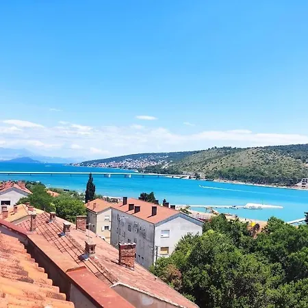 Bird View Carlissima Апартаменты *