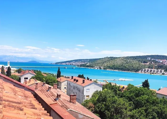 Bird View Carlissima Апартаменты *